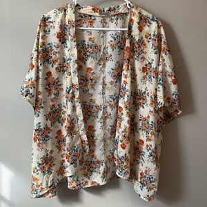 Charlotte Russe Open Front Kimono Floral Short Sleeve Sz M/L